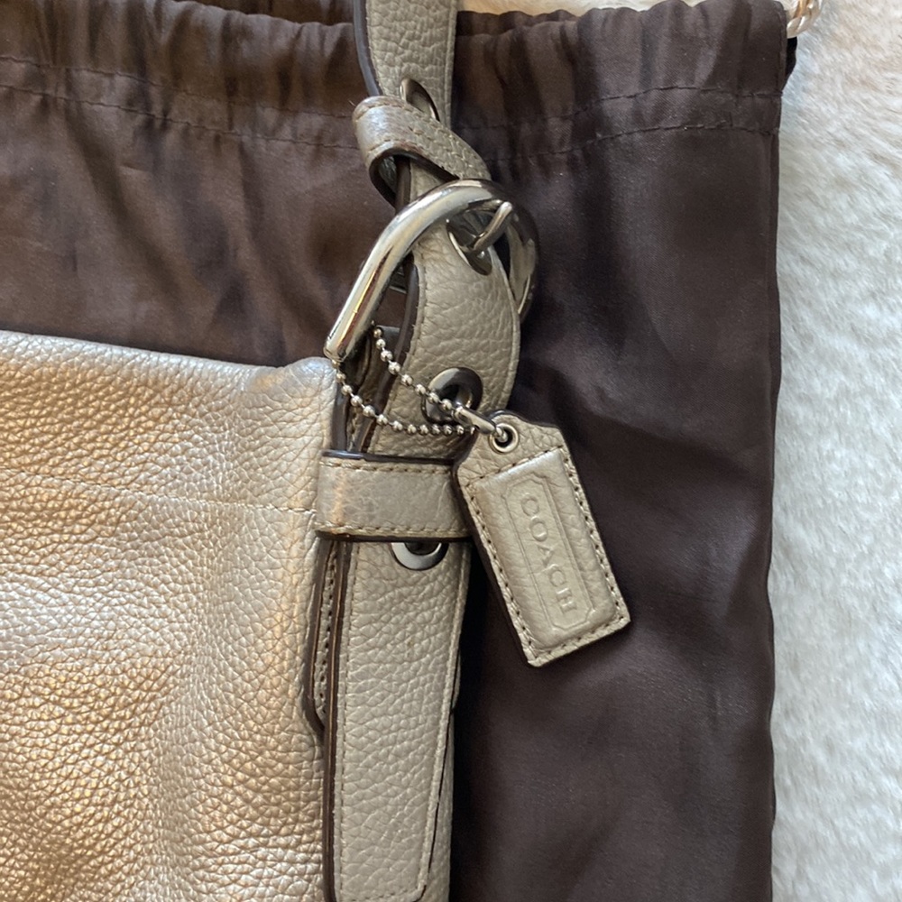 Coach large crossbody bag - Picture 12 of 14